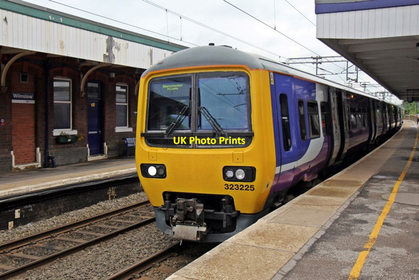 Photo 6"x4" Northern Rail Class 323, 323225, platform 1, Wilmslow railway station Wilmslow c2015