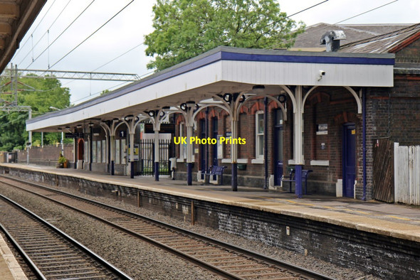 Photo 6"x4" Canopy, platform 1, Wilmslow railway station Wilmslow c2015