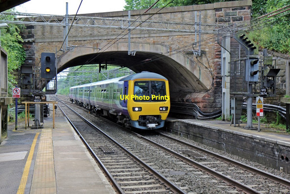 Photo 6"x4" Northern Rail Class 323, 323230, Alderley Edge railway station Alderley Edge\/SJ8478 c2015
