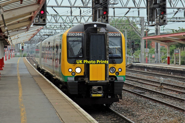 Photo 6"x4" London Midland Class 350, 350244, platform 6, Crewe railway station Crewe c2015