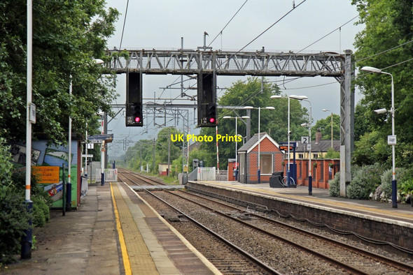 Photo 6"x4" Along platform 1, Alsager railway station Alsager c2015