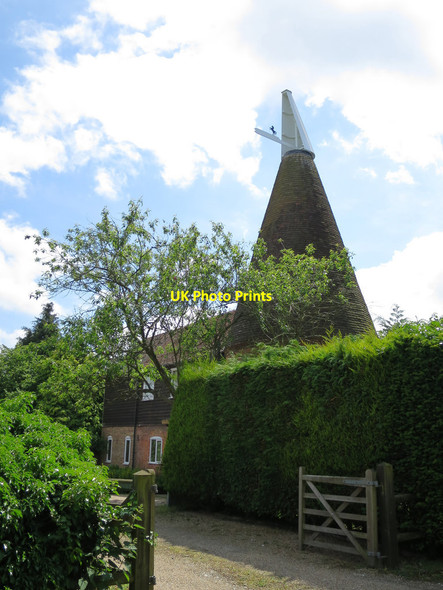 Photo 6"x4" Huffkins Oast, London Lane, Sissinghurst Camden Hill c2015