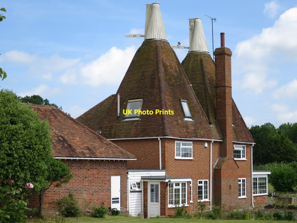Photo 6"x4" Chittenden Farm Oast, Lovehurst Lane, Staplehurst Knox Bridge c2015