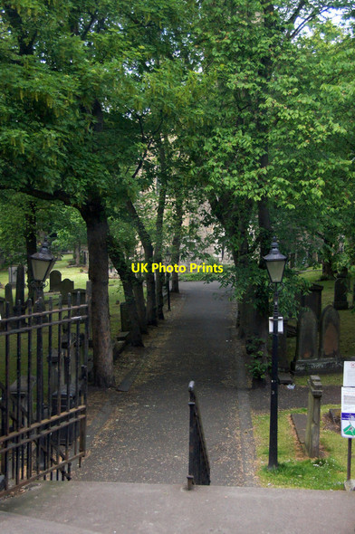 Photo 6"x4" Churchyard at the top end of Lothian Road, Edinburgh Dean\/NT2474 c2015
