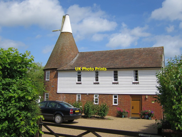 Photo 6"x4" The Oast House, Cradducks Farm, Goudhurst Road, Staplehurst Knox Bridge c2015