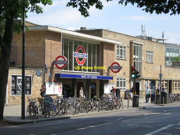 Photo 6"x4" White City Station Hammersmith\/TQ2279 c2015