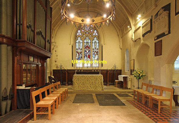 Photo 6"x4" St Mary, East Barnet - Chancel East Barnet c2015