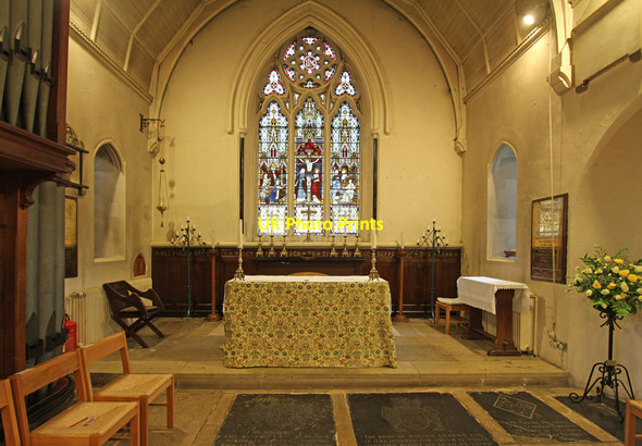 Photo 6"x4" St Mary, East Barnet - Chancel East Barnet c2015