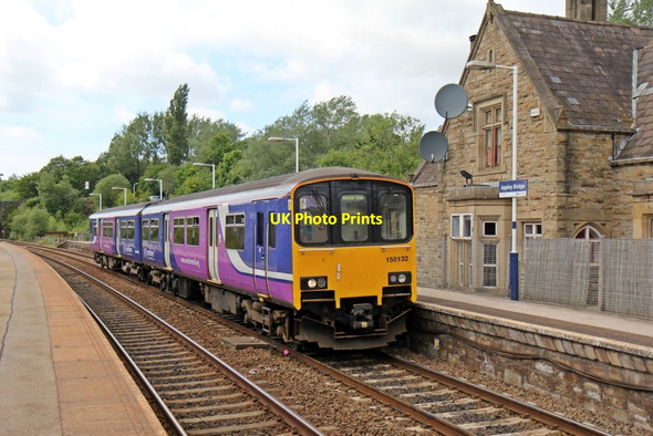 Photo 6"x4" Northern Rail Class 150, 150132, Appley Bridge railway station Appley Bridge c2015