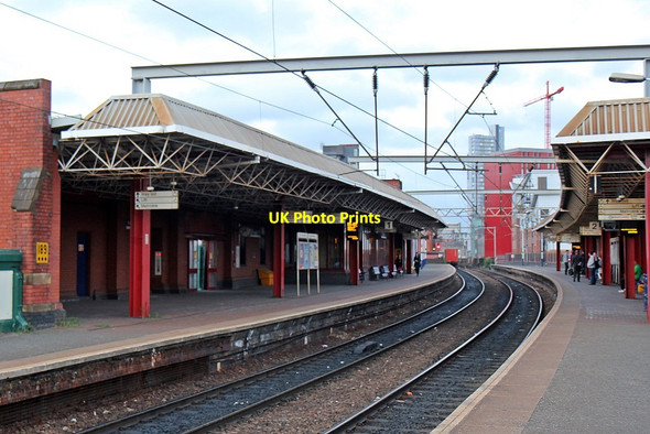 Photo 6"x4" On platform 2, Deansgate railway station Manchester c2015