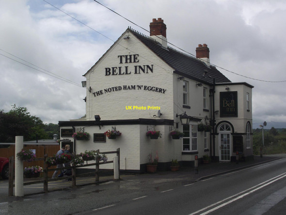 Photo 6"x4" The Bell Inn Horsebrook\/SJ8810 c2015