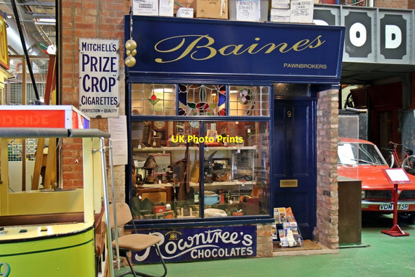 Photo 6"x4" Vintage shop scene, Wirral Transport Museum, Birkenhead Birkenhead\/SJ3088 c2015