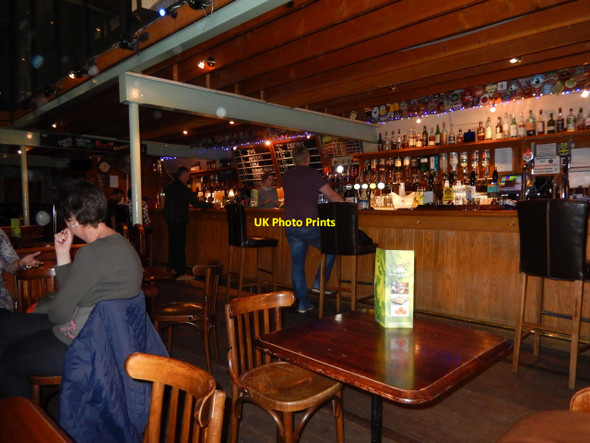 Photo 6"x4" Inside Charters Peterborough c2015