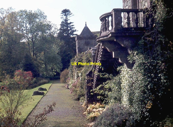 Photo 6"x4" The garden wall, Torosay Castle Craignure c1974