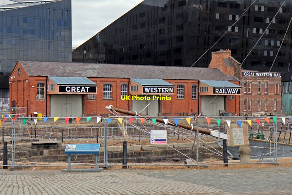 Photo 6"x4" GWR goods shed, Mann Island, Liverpool Seacombe c2015