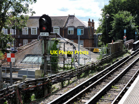 Photo 6"x4" Hounslow Central tube station Hounslow c2015