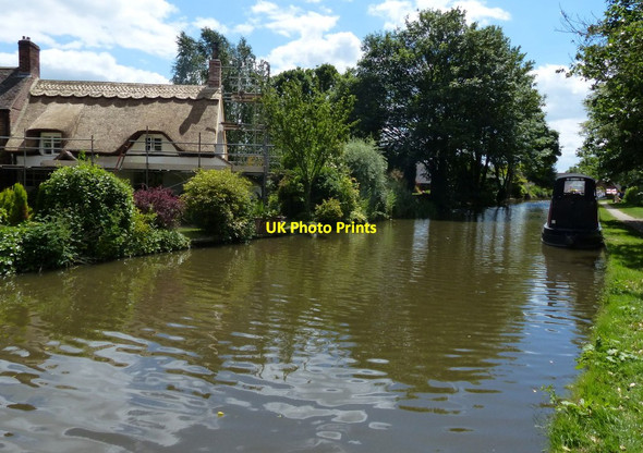 Photo 6"x4" Thatched cottage along the Trent & Mersey Canal Overley\/SK1615 c2015