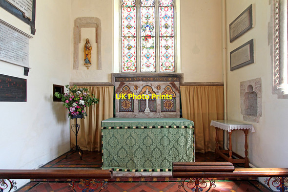 Photo 6"x4" St Mary, Widdington - Sanctuary Widdington c2015