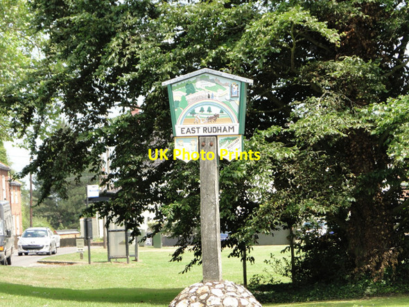 Photo 6"x4" East Rudham village sign East Rudham c2015