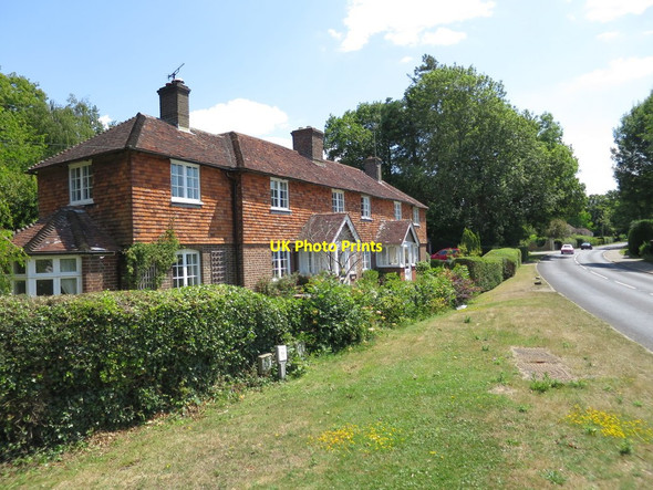 Photo 6"x4" Ashlea & Pipsden Cottage Gun Green c2015