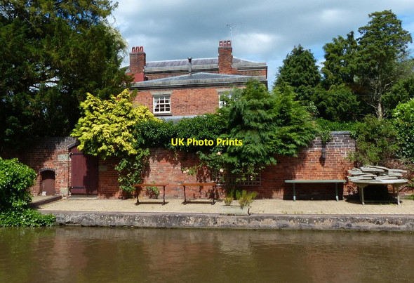 Photo 6"x4" Burston Villa Farm Burston\/SJ9430 c2015