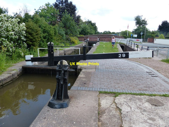Photo 6"x4" Stone Lock No 29 on the Trent & Mersey Canal Stone\/SJ9034 c2015