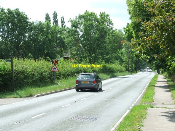 Photo 6"x4" Traffic Speed Indicator Stone Street\/TM3882 c2015