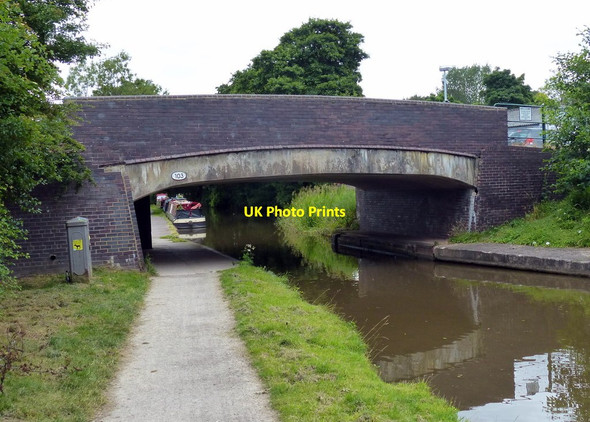 Photo 6"x4" Plume of Feathers Bridge No 103 Barlaston c2015