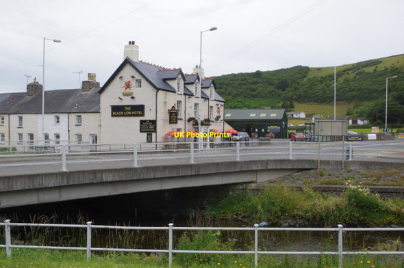 Photo 6"x4" The Black Lion Hotel, Llanrhystud Llanrhystud c2015
