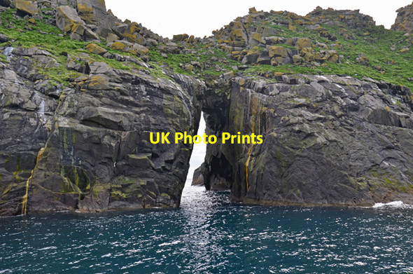 Photo 6"x4" Through cave on Dun Dun\/NF1097 c2015