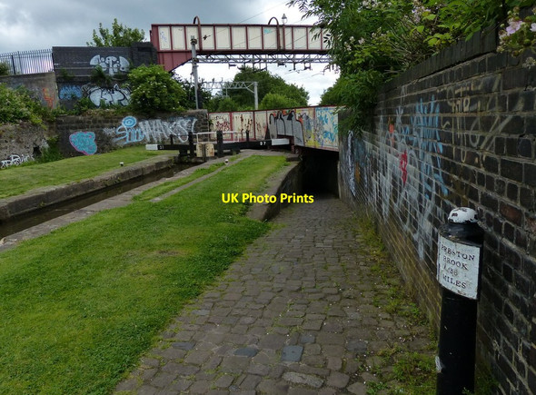 Photo 6"x4" Trent & Mersey Canal Milepost at Stoke Lock No 37 Stoke-on-Trent c2015