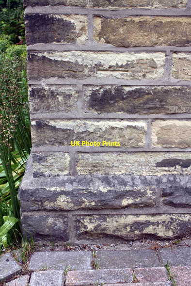 Photo 6"x4" Benchmark on #3 Albert Road Shipley\/SE1437 c2015