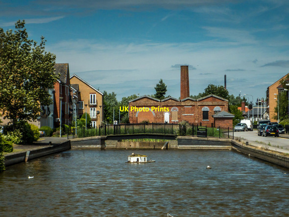 Photo 6"x4" Victoria Dock Estate Hull, Winch House Kingston upon Hull c2015