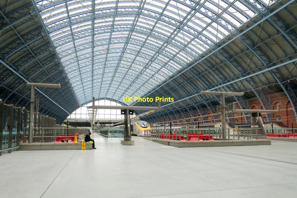 Photo 6"x4" St Pancras station London c2015 P1