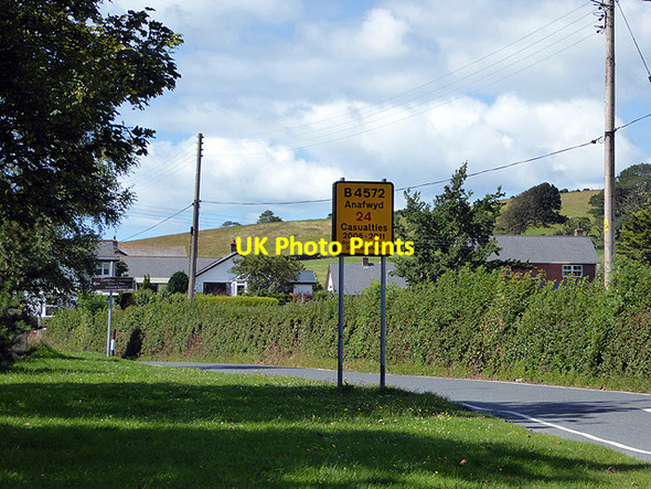 Photo 6"x4" B4572 road through Llangorwen\/Clarach Village Aberystwyth c2015