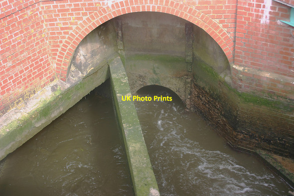 Photo 6"x4" Minsmere Sluice: inside view Eastbridge\/TM4566 c2015
