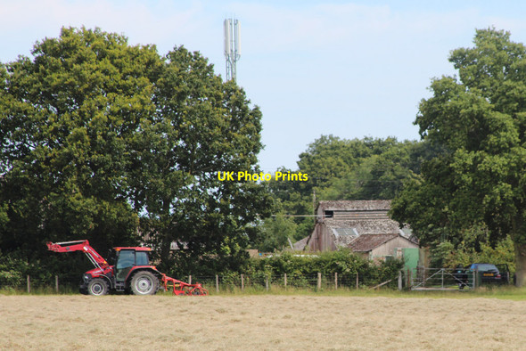 Photo 6"x4" Hop processing building, Stone House Farm Hurst Green\/TQ7327 c2015