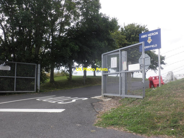 Photo 6"x4" Entrance gate, HMS Heron, Merryfield Ilton\/ST3517 c2015