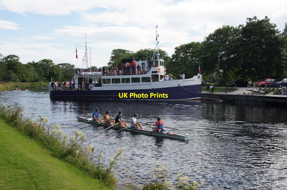 Photo 6"x4" Boats on the Caledonian Canal at Tomnahurich, Inverness Inverness c2015