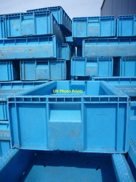 Photo 6"x4" Coastal Berwickshire : Blue Box Eyemouth c2015