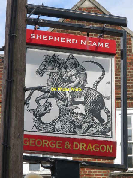 Photo 6"x4" George & Dragon sign Surbiton c2015