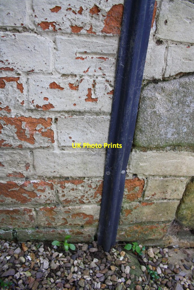 Photo 6"x4" Benchmark on house on Loddington Road Tilton on the Hill c2015