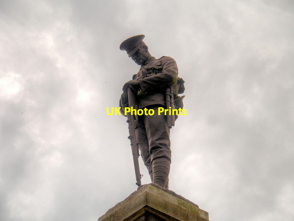 Photo 6"x4" The Soldier on Clitheroe War Memorial Clitheroe\/SD7441 c2015
