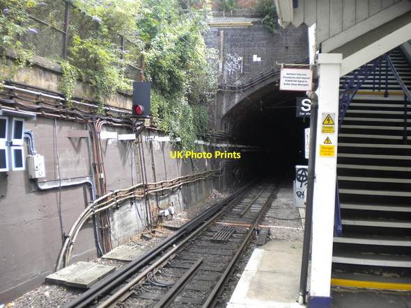 Photo 6"x4" South end of Drayton Park station (2) Islington\/TQ3184 c2015