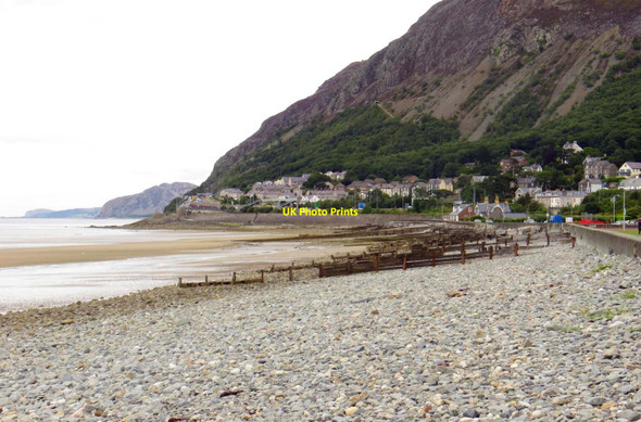 Photo 6"x4" The beach at Llanfairfechan Llanfairfechan c2015