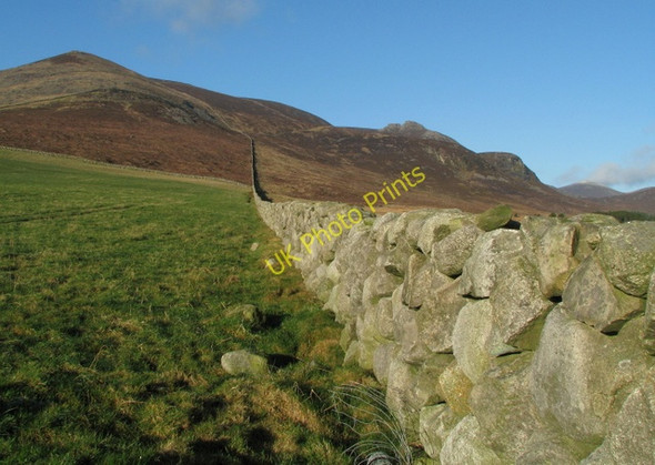Photo 6"x4" Mourne Wall towards Slieve Binnian Annalong c2009