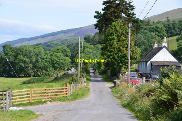 Photo 6"x4" Roadside cottage, Dall Ardeonaig c2015