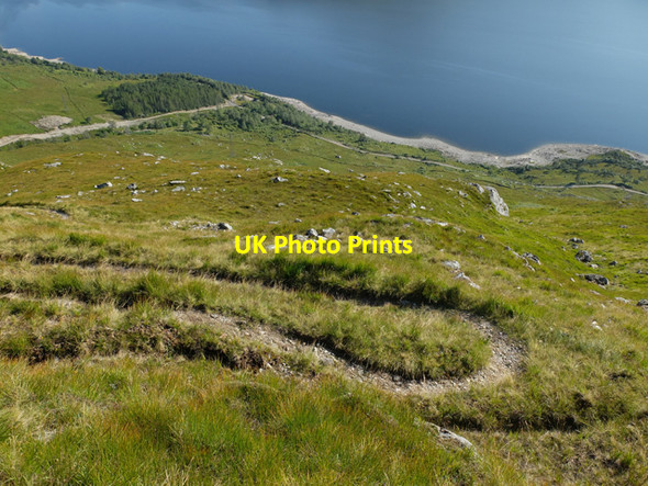 Photo 6"x4" The stalkers' path on Sr\u00c3\u00b2n a' Chuilinn Allt Coire Peitireach c2015