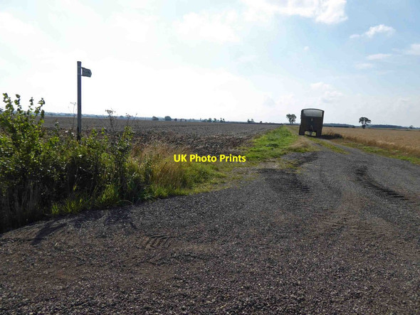 Photo 6"x4" Trailer on bridleway off Kexby Road Glentworth c2015