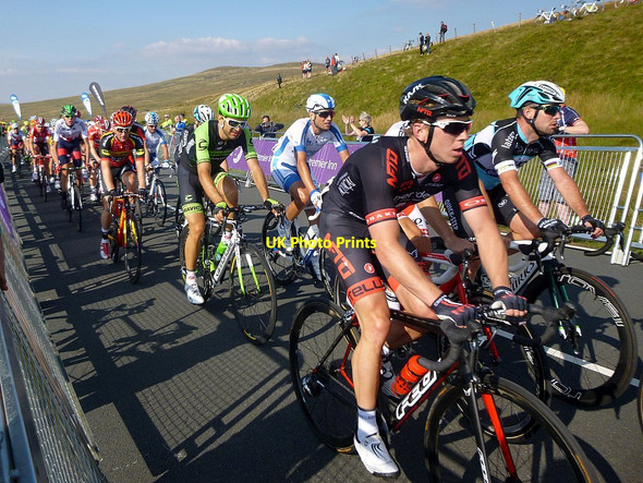 Photo 6"x4" Tour of Britain at Hartside finish Busk\/NY6042 c2015